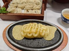 -红鼎豆捞·非遗鲍皇汤火锅(宝丰路店)