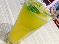 -必胜客(证大大拇指店)