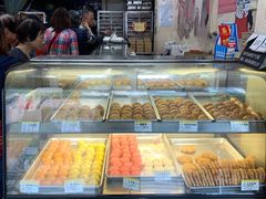 面包甜点陈列柜-赞记龙凤礼饼(龙津路店)
