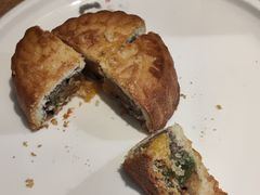 -宽鲜锅贴家常菜(永旺东部购物中心香港中路店)