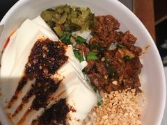 得胜桥豆花米线-云海肴·汽锅鸡·云南菜(高德置地店)