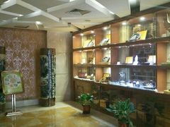 -肇庆国际大酒店(七星岩星湖景区店)