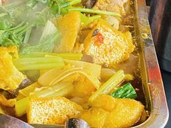 -后街佬·炭火鲜鱼杂(南城店)