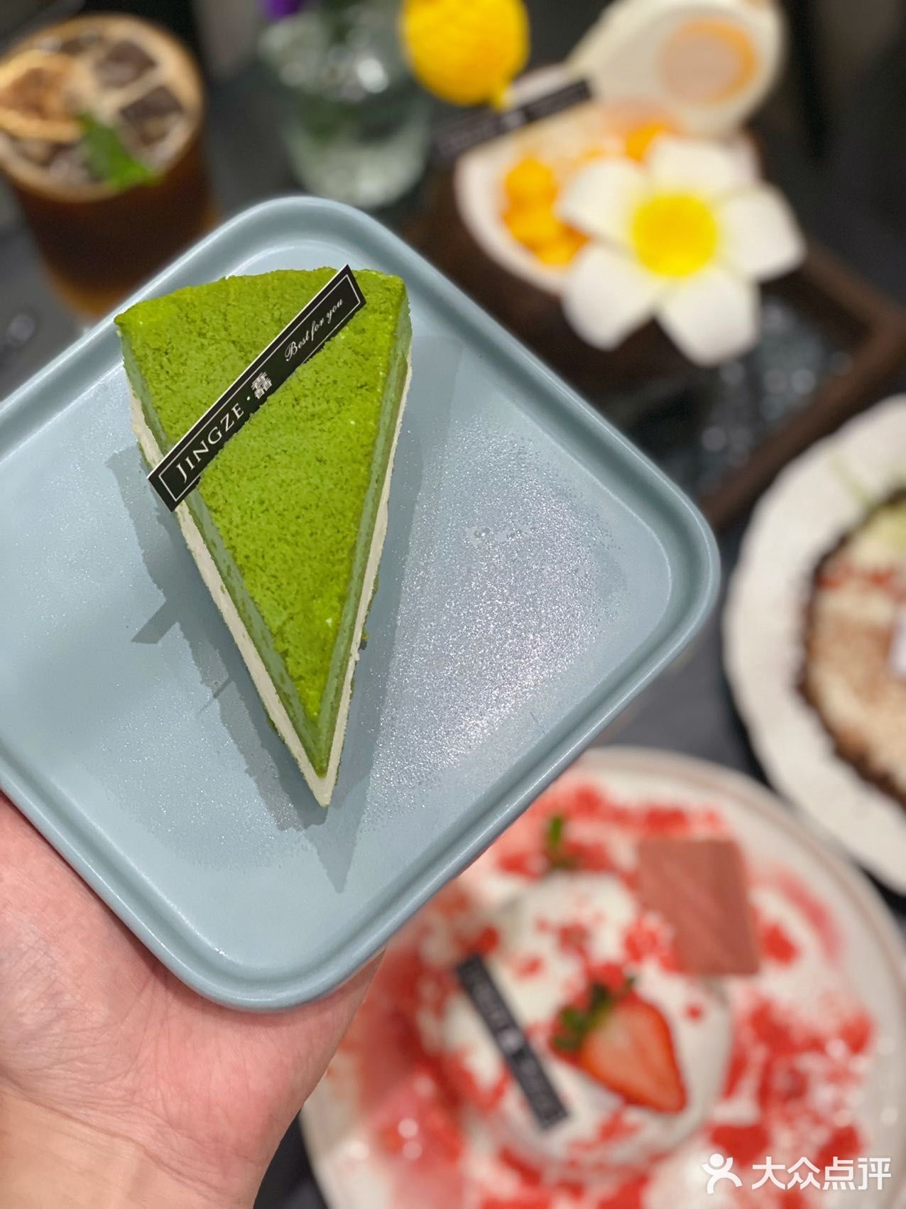 在深圳！这绝美的氛围感才是我要的甜品店