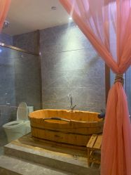 -苑苑vbeauty科技美容SPA
