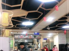 大堂-一家人剪刀面(海伦国际店)