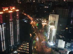 -上海龙之梦万丽酒店