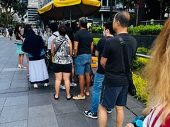 -詹爷爷乌节路街头冰淇淋