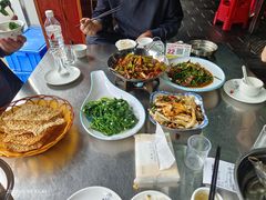 -邹胖哥好好吃餐馆(荔波美食街店)