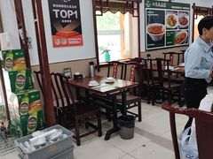 -湖南人家湘菜馆(镇江路店)