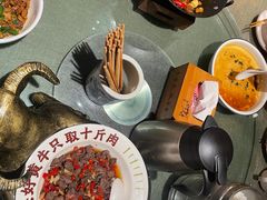 -老湖南民间菜·牛肉十八炒(花都店)