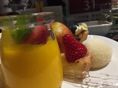 -梅园国际大酒店·自助餐厅(光明港店)