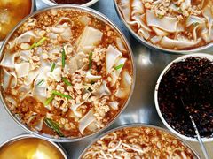 -正宗杨记普洱酸醋米线(总店)