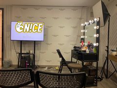 -金夫人化妆摄影职业培训学校