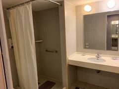 -白玉兰商务酒店(沈阳陆军总院店)