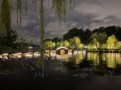 -猫的天空之城概念书店(杭州南宋御街店)