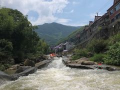 -虎啸峡漂流