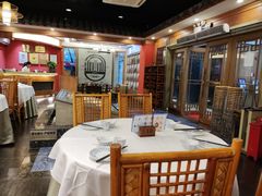 -围龙屋客家食府(福田店)