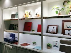 -亲吻宝贝儿童摄影