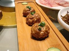 手剁猪肉丸-享月汤皇·海鲜小火锅·聚会(曲江创意谷店)