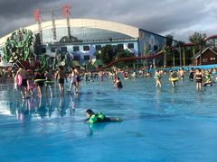 -沈阳龙润夏宫温泉水乐园