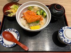 -小山日本料理(兴业太古汇店)