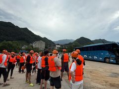 -安吉龙王山峡谷漂流