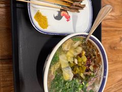 -云阿蛮云南生烫牛肉米线(奉贤路店)