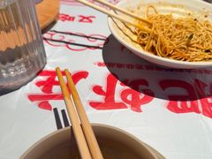 -肥肥虾庄·金牌油焖大虾(杨园滨江时代walk店)