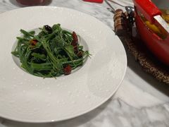 -渝信川菜 · 川味家常菜(财富购物中心店)