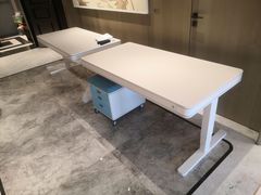 -moll学习桌椅(上海久光百货店)