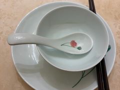 -荷花亭·湖北融合菜(中商广场店)