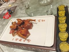 -朱记乳鸽王·非遗石岐乳鸽·全鸽宴(大兴旗舰店)