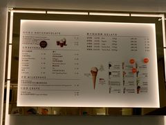 -VENCHI 闻绮(上海佛罗伦萨小镇店)