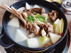 -沪小胖小龙虾(淮海中路旗舰店)