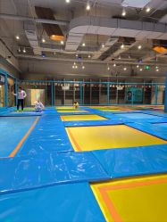 -探奇乐园蹦床公园(日月广场店)