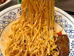 -李与白包子铺(桐梓林店)