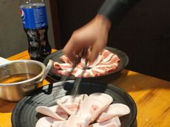 -唯成•韩国炭火烤肉 유성고기