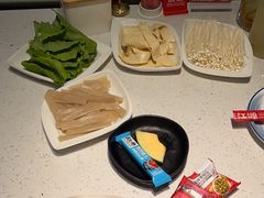 -三江源活鱼现烤(维多利摩尔城店)