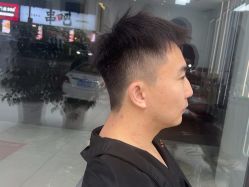 -阿三造型烫染•接发