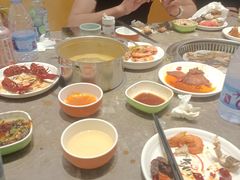 -锅儿欢海鲜火锅烤肉自助餐(东港凯虹店)
