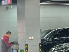 -哈贝卡汽车服务连锁(硕士路店)