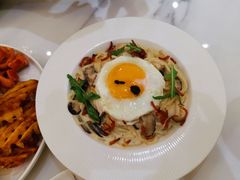 白汁意粉-丽莎沙拉轻食餐厅(国贸店)