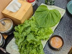 -臻牛烤肉