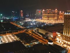 -影汇之星8字形摩天轮
