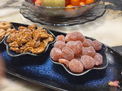 -来龙宴龙文化博物餐厅(假日广场店)