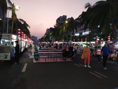 -海大南门夜市(海富街店)