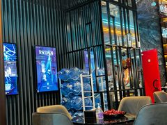 -屋有岛沉浸游戏旗舰店(中山公园店)