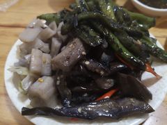 凉菜拼盘-明红蹄花创始老店(糍粑店街店)
