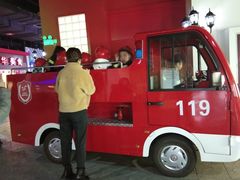 -成都星期8小镇(江宁南路店)